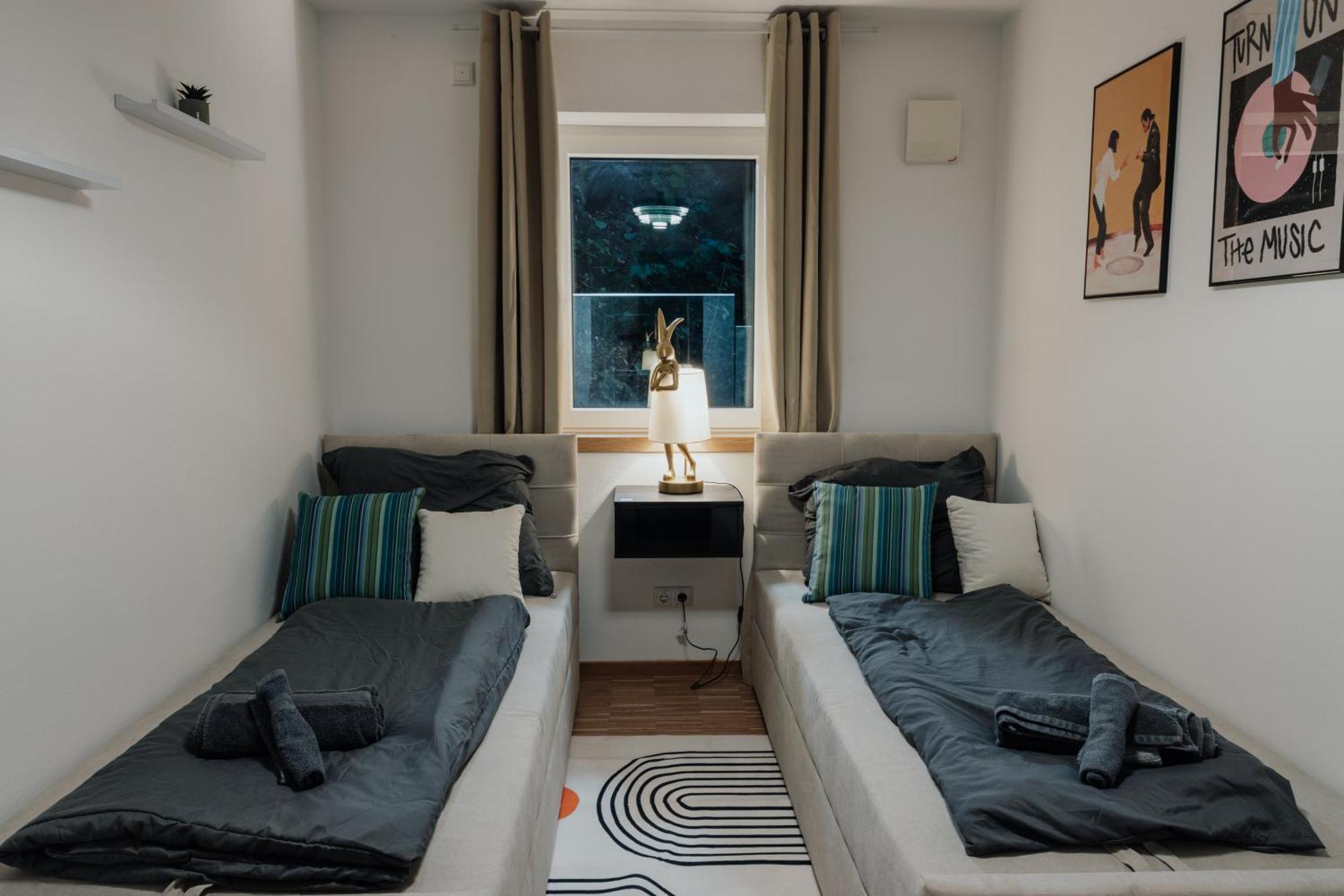 Passaus Motto Appartements! Solo - Paerchen - Familien - Gruppen الغرفة الصورة